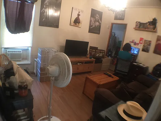 Rented by BuySell Real Estate Inc | media 3