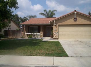 1934 W Pioneer Ave, Porterville, CA 93257