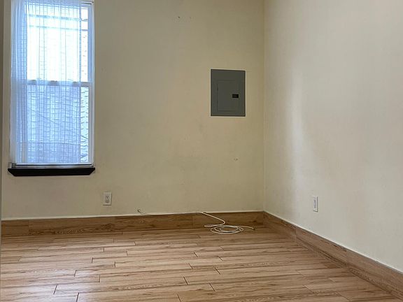 5th image of 78-16 Metropolitan Ave