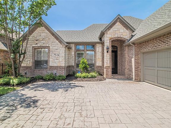 2nd image of 7026 Primrose Ln