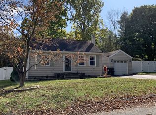 21 Pine St, Budd Lake, NJ 07828