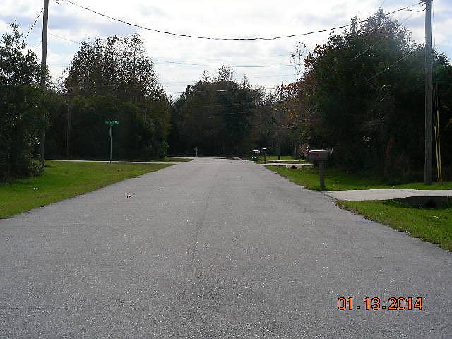 2nd image of 14 Longhorn Ln