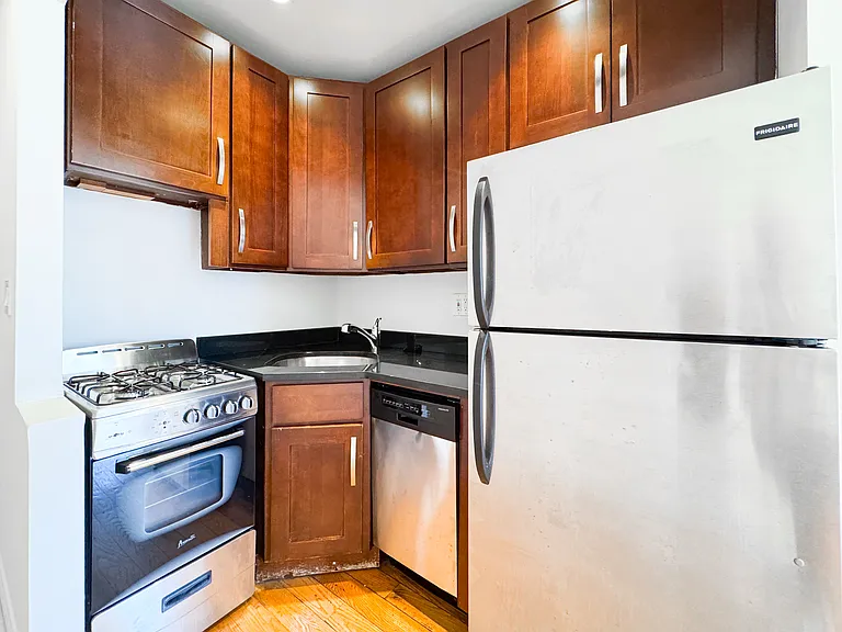 567 W 125th St #5A — Photo 5