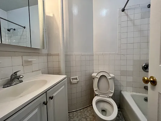 Rented by Oxford Property Group | media 3