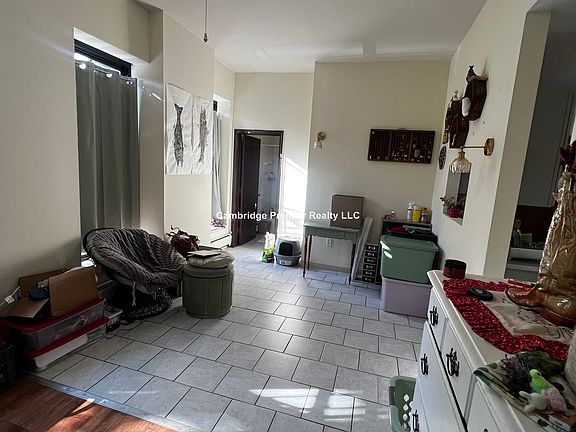 5th image of 247 Pearl St #201