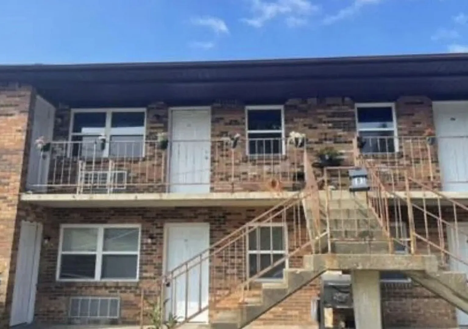 433 Wood Creek Dr. — Photo 1