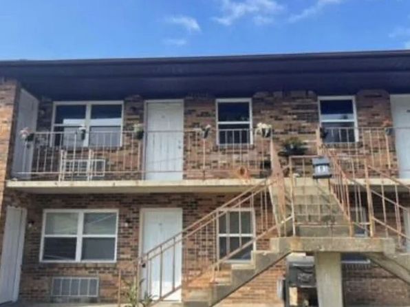 433 Woodcreek Dr #12