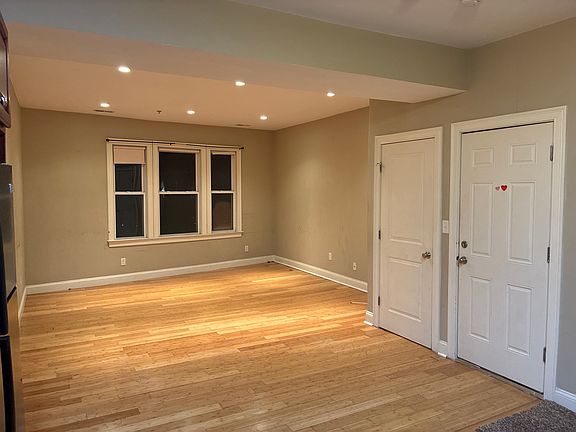 5th image of 14 Brush Hill Rd #2