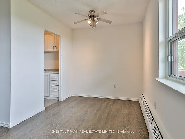 900 Glen St #512 — Photo 10