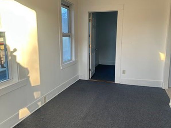 205 Bussey St #101