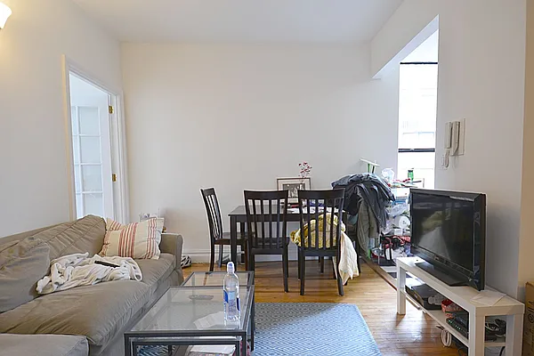 Rented by Keller Williams NYC | media 29