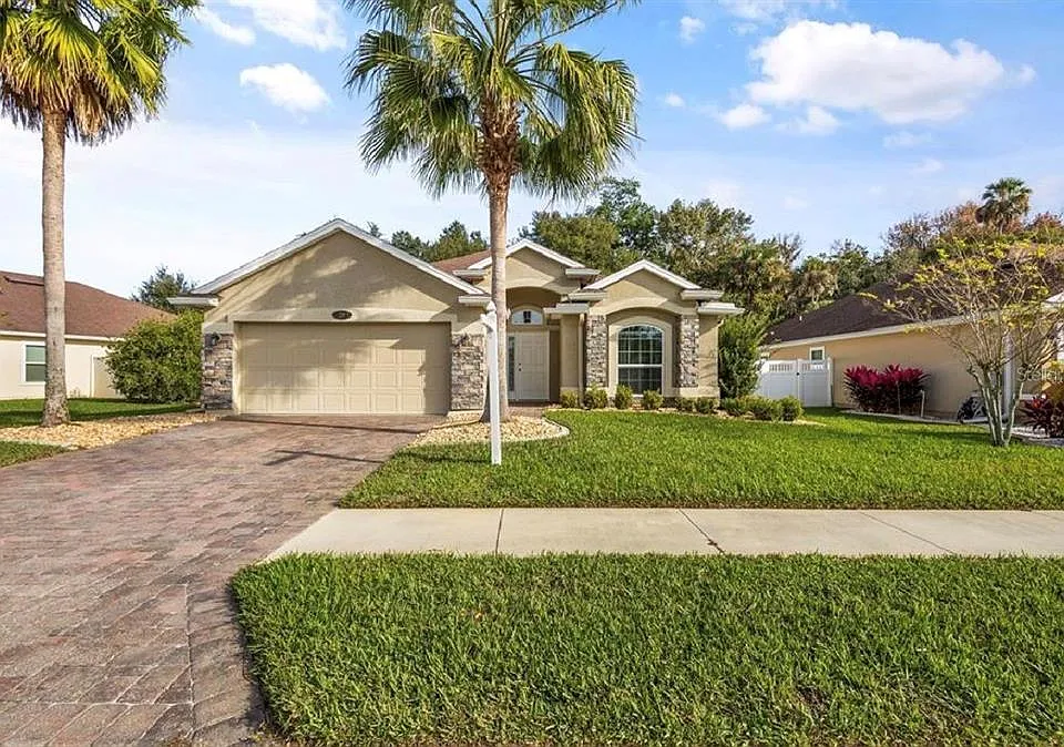 39 Auberry Dr