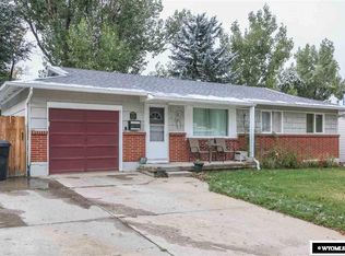 1240 Glenaire Dr, Casper, WY 82609