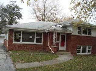 17203 Holmes Ave, Hazel Crest, IL 60429