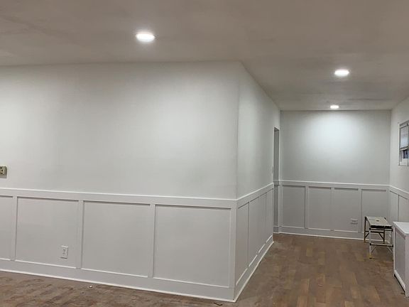 2nd image of 4838 W Montrose Ave