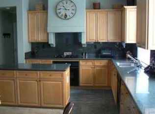 1545 Turquoise Dr, Carlsbad, CA 92011