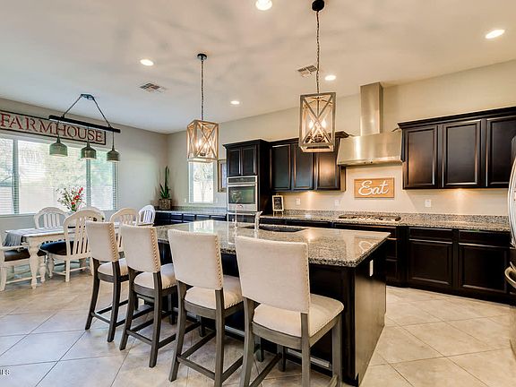 2nd image of 20208 E Via Del Oro