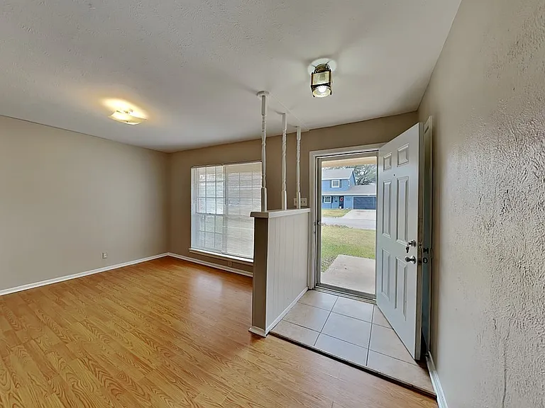329 Deer Creek Rd — Photo 7