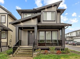 19228 Aloha Dr, Surrey, BC V4N 6T9