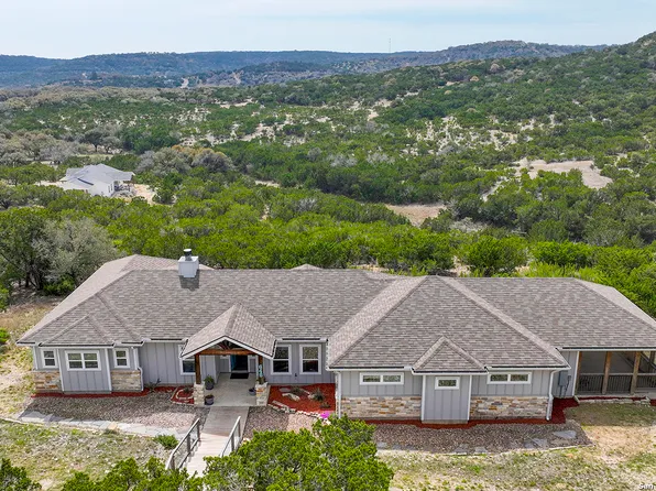 646 Geronimo Creek, Pipe Creek, TX 78063