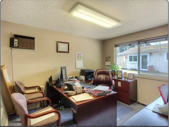 5th image of 13015 NE 85th St