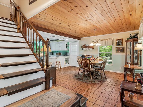 3rd image of 28331 Williams Woods Rd