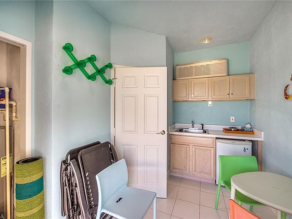 5th image of 4141 Bay Beach Ln Unit 455