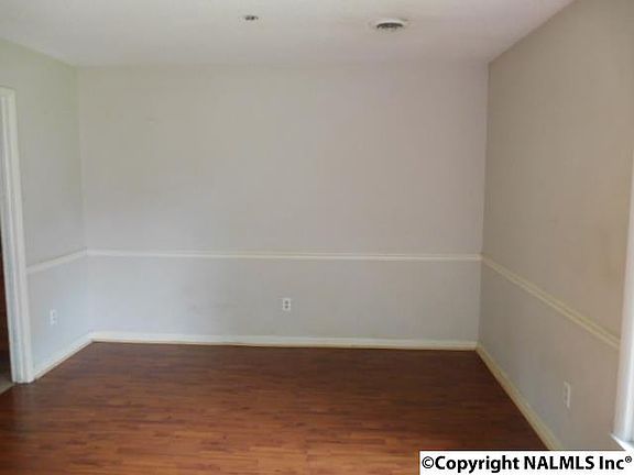 3rd image of 4610 Whitehall Dr NW