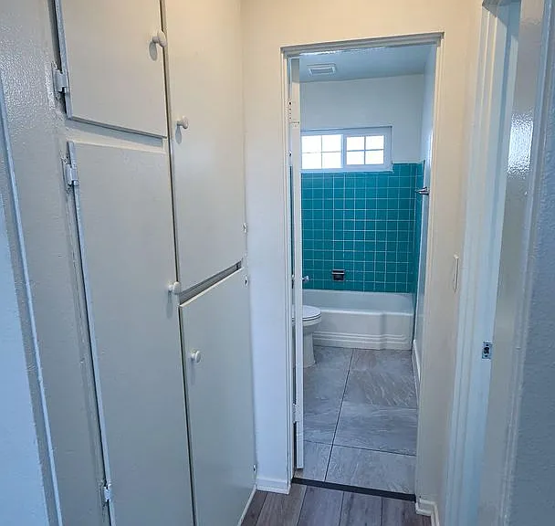 Upstairs Vacancy in West La Habra! — Photo 12
