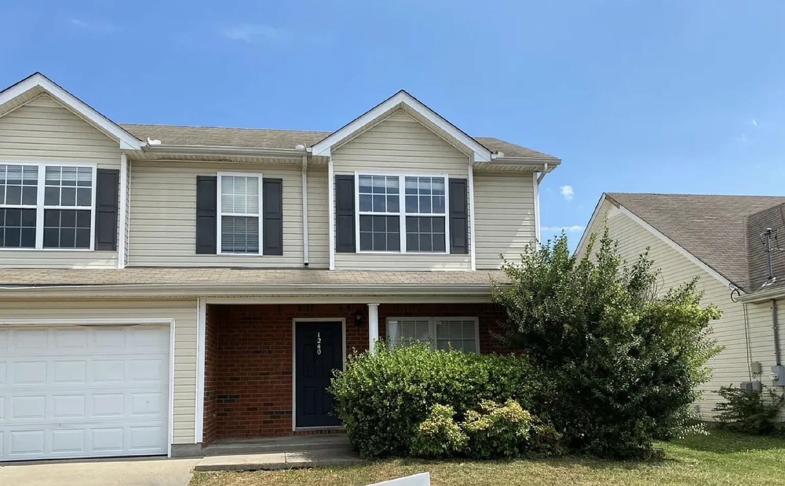 3 bed, 2.5 bath, 1477 sqft, $1,995 — Photo 1