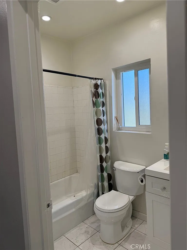 1 bed, 1.0 bath, 763 sqft, $1,960 — Photo 4