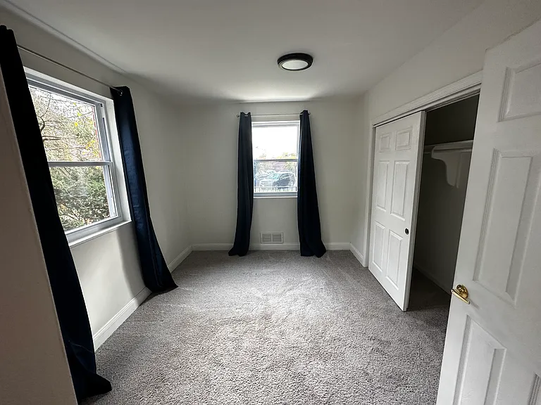 1604 Woodhill Ct — Photo 12