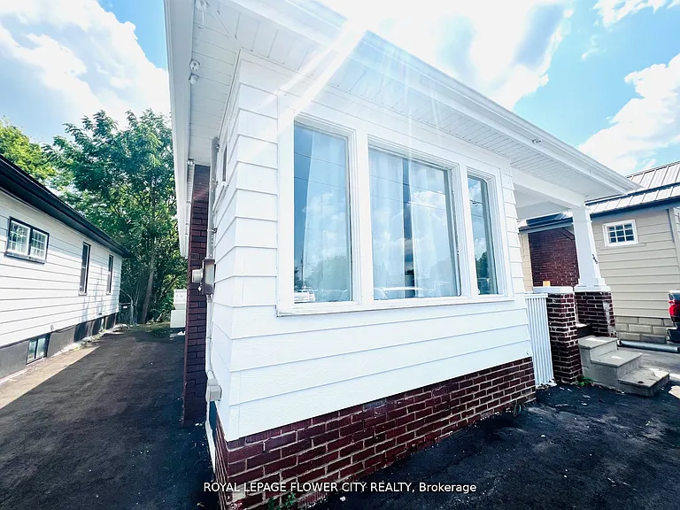 346 Wharncliffe Rd S — Photo 26