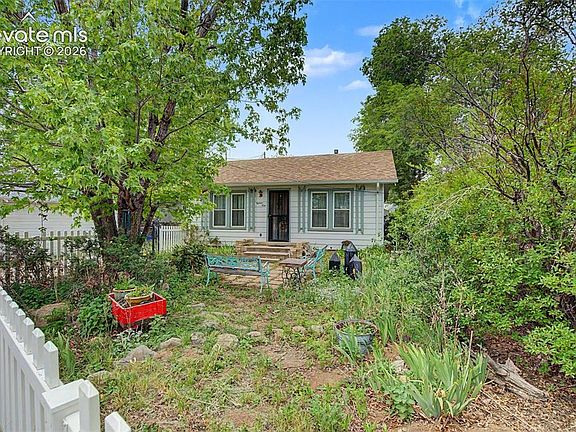 4th image of 1830 Mesita Ct