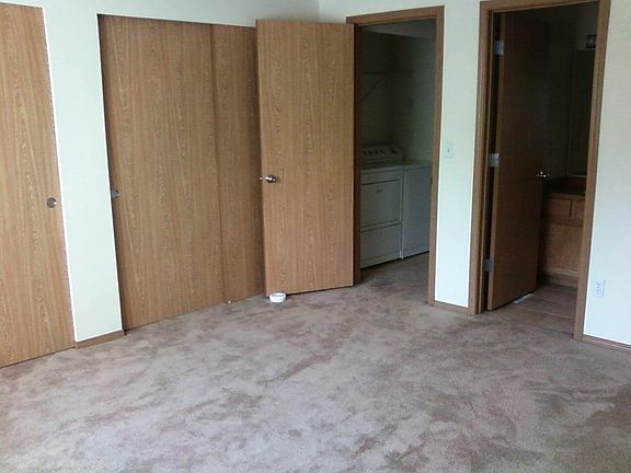 Master with his/her closets plus laundry upstairs near bedrooms