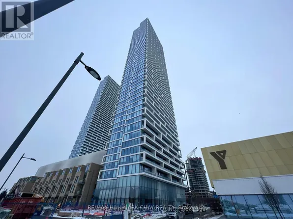 8 Interchange Way, Vaughan, ON