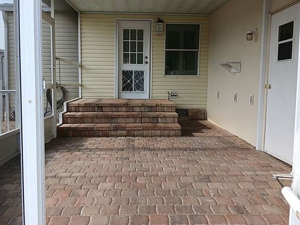 9905 Cape Haze Cir