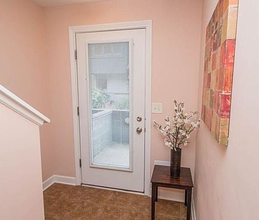 3rd image of 1445 Lindazzo Ave #A