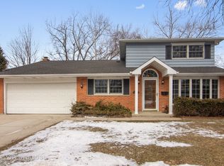 6 W Noyes St, Arlington Heights, IL 60005