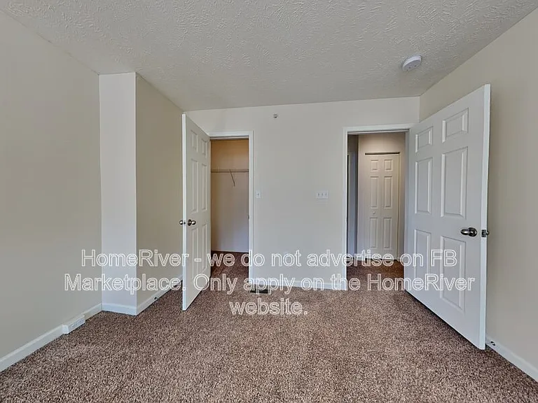 1505 Canterbury Dr — Photo 8