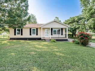 2882 Republic Ave, Radcliff, KY 40160
