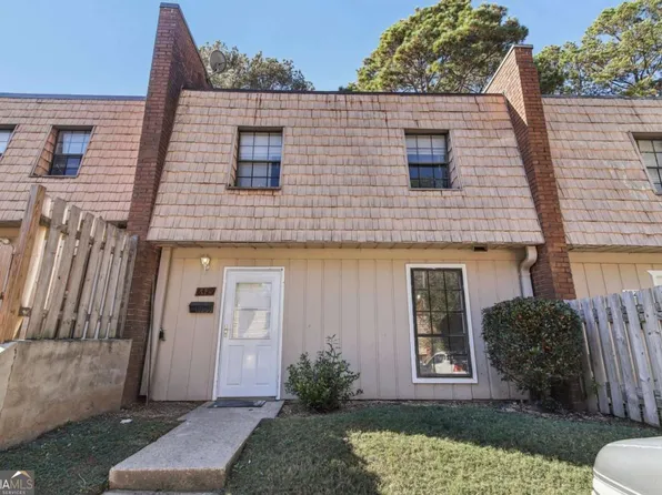 6429 Woodstone Way, Morrow, GA 30260