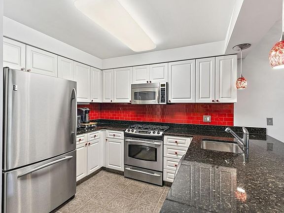2nd image of 501 Commerce Dr Unit 3109