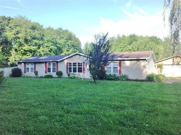 2030 Woodland Dr S, Fayetteville, OH 45118