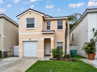 11225 Sunview Way, Hollywood, FL 33026