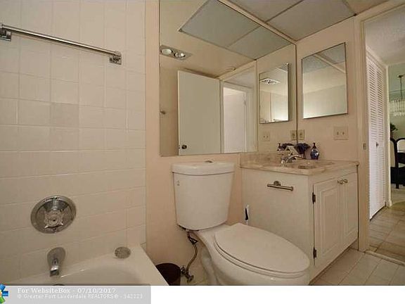 4th image of 2704 Nassau Bnd APT H2