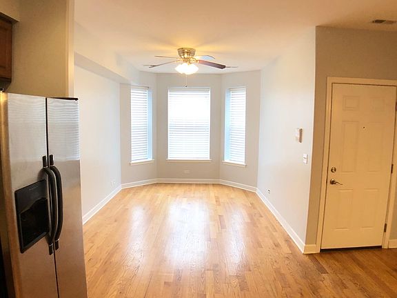 5th image of 2341 N Albany Ave APT 3