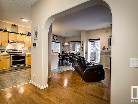 4th image of 17 Elderberry Ct