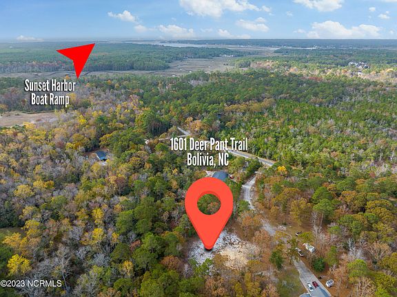 5th image of 1061 Deer Pant Trail