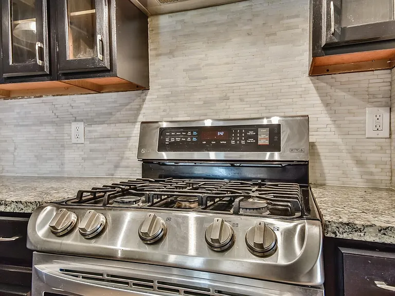 9503 Bent Spur Ln — Photo 10